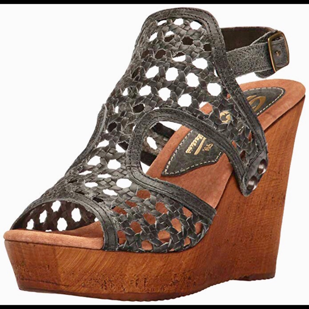 Sbicca Women's Macos Wedge Sandal Size 8